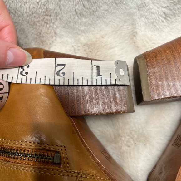 Frye Women’s Jennifer Ankle Boot Brown Leather Size 6.5 - Picture 4 of 8